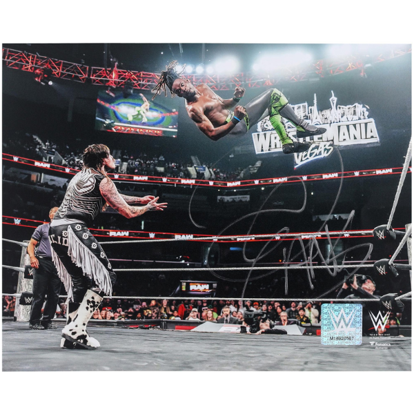 Je'Von Evans WWE Autographed 8" x 10" Cutter on Dominik Mysterio Photograph