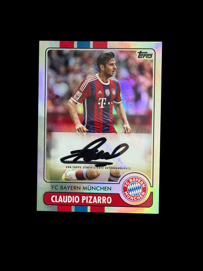 Claudio Pizarro Auto Topps FC Bayern Team Set 2023