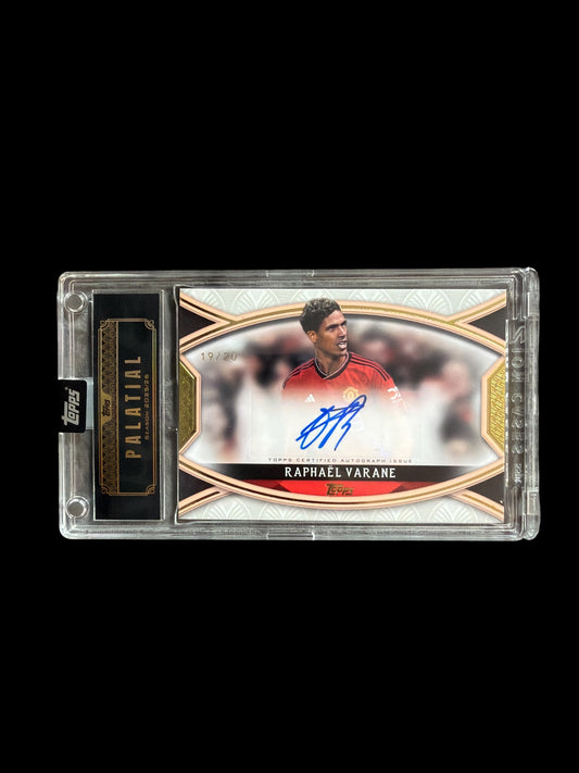 Raphaël Varane Stretford End Ovation Auto /20 Topps Palatial Manchester United 2025/26