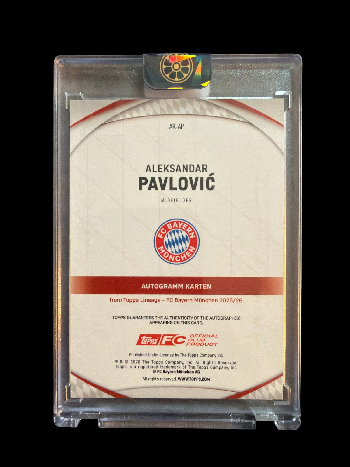 Aleksandar Pavlovic Auto /34 Topps FC Bayern Lineage 2026